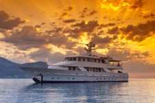 Motor yacht�5 Fishes